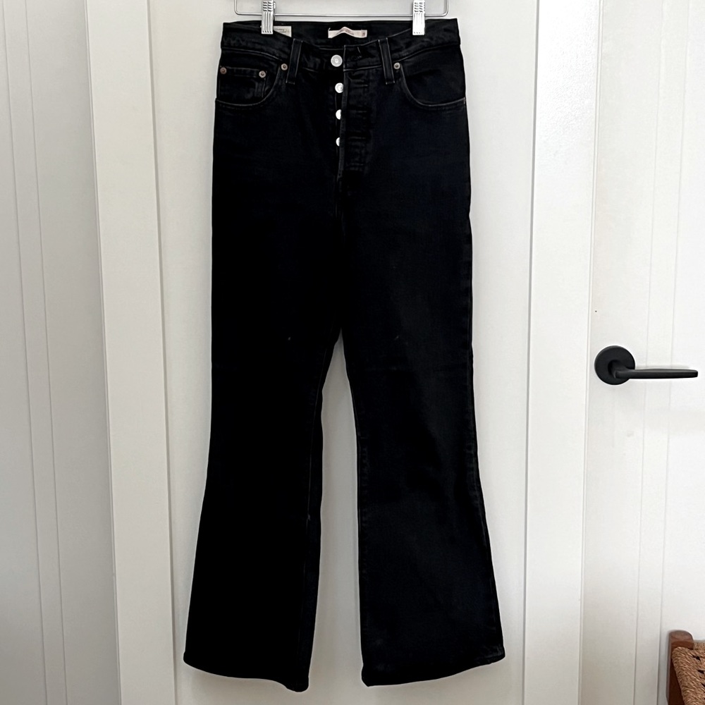 Black Levi’s Ribcage Flairs